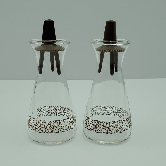 Pyrex Woodland Brown Glass Salt & Pepper Shakers Corelle Woodland Shaker Set - Picture 4 of 8